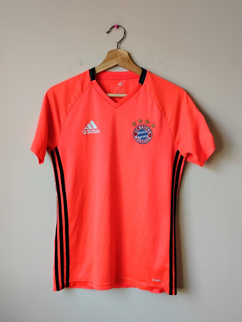 Adidas FC Bayern Young Adult Size S Orange Training Tee
